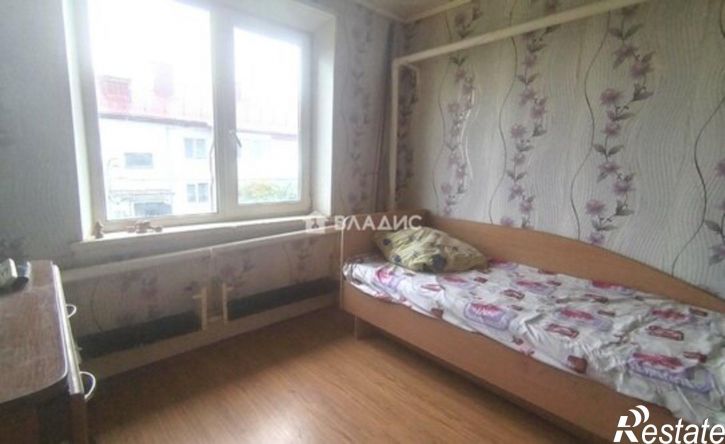 3-комн квартира ул Школьная, 1,  д. 1