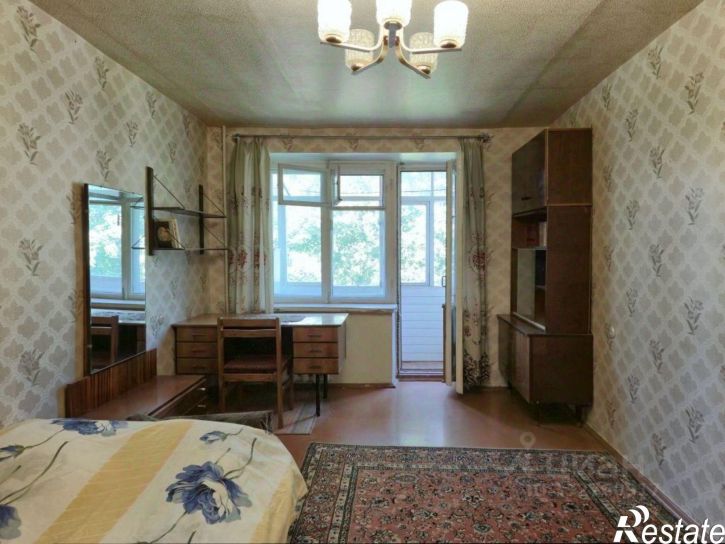 3-комн квартира Дятьковский р-н,  Дятьково, 12-й мкр, 1