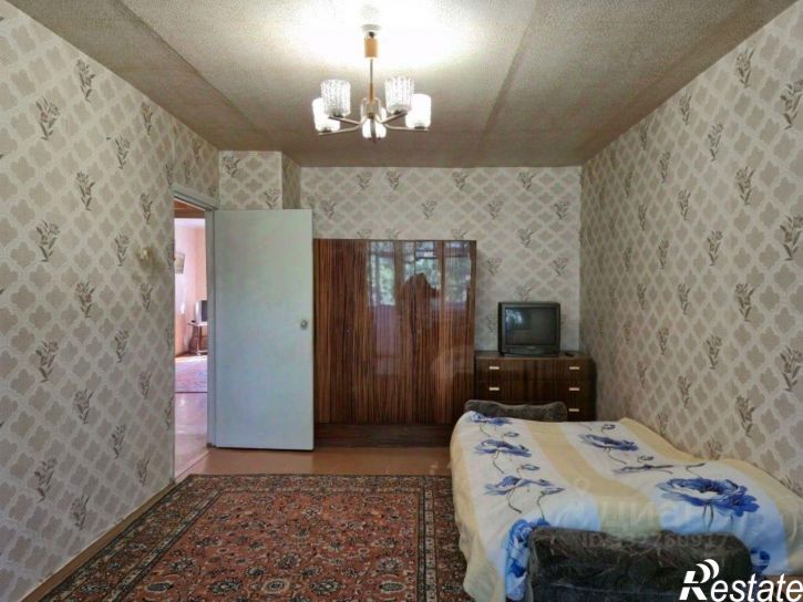 3-комн квартира Дятьковский р-н,  Дятьково, 12-й мкр, 1