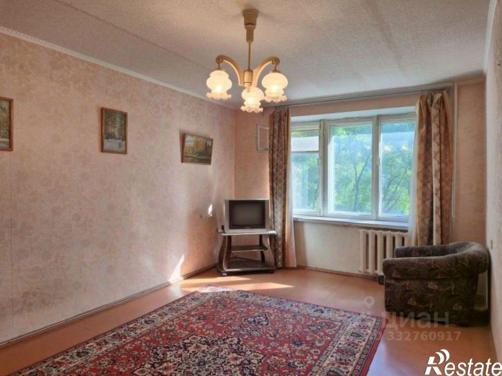 3-комн квартира Дятьковский р-н,  Дятьково, 12-й мкр, 1