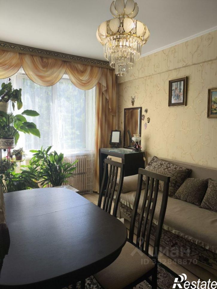 3-комн квартира Брянск, улица Брянского Фронта, 20к1