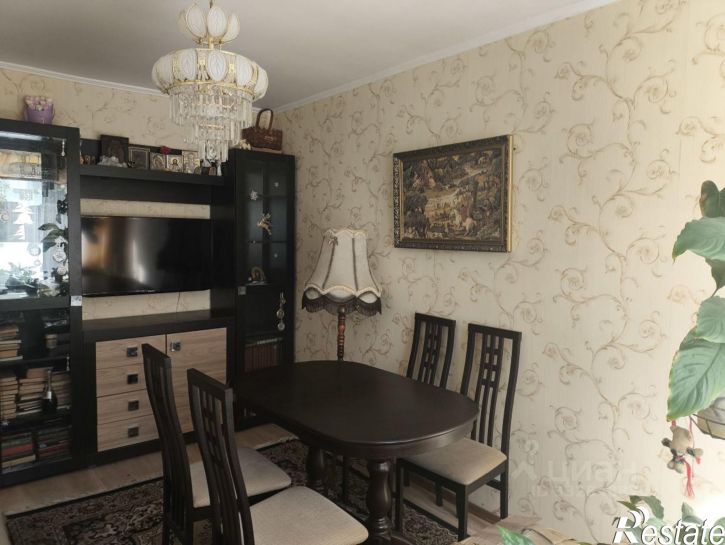 3-комн квартира Брянск, улица Брянского Фронта, 20к1