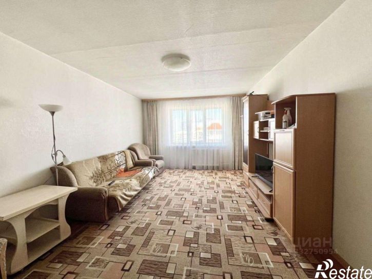 3-комн квартира улица Романа Брянского,дом 8