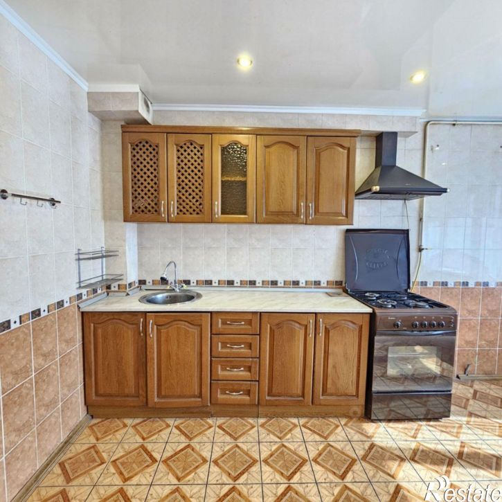 3-комн квартира Брянск, улица Докучаева, 9