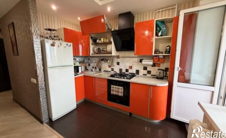 3-комн квартира Брянск, переулок Пилотов, 18