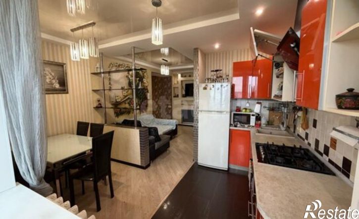3-комн квартира Брянск, переулок Пилотов, 18