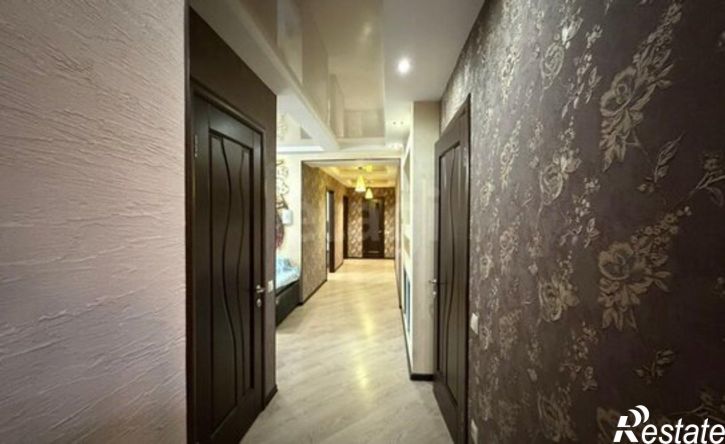 3-комн квартира Брянск, переулок Пилотов, 18