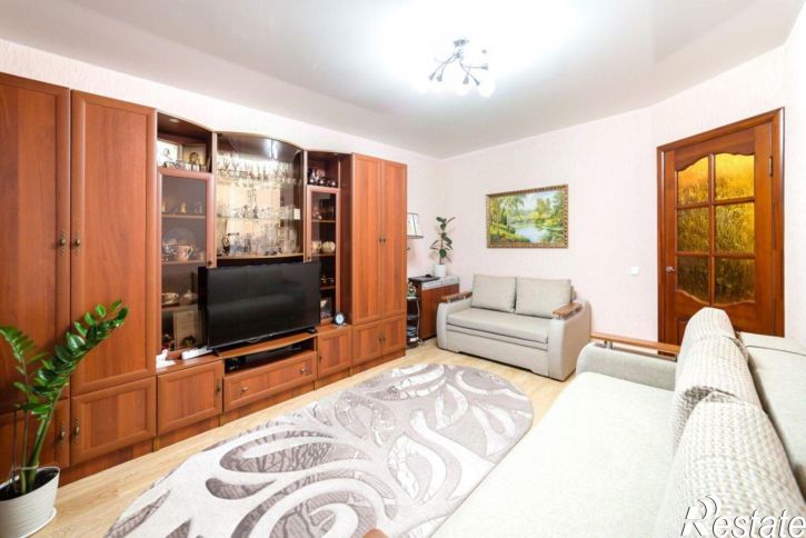 2-комн квартира ул Рославльская, 5,  д. 5