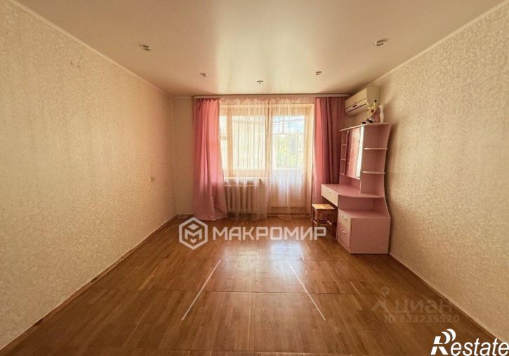 3-комн квартира Брянск г., Грибоедова ул., д.17