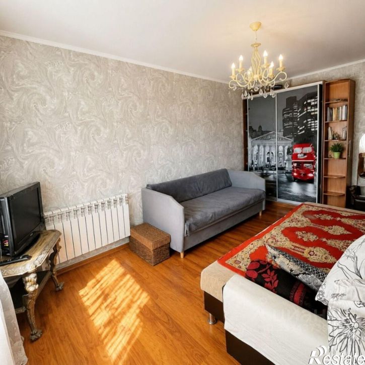 3-комн квартира ул Строителей, 15 1,  д. 15 1,  к. 1