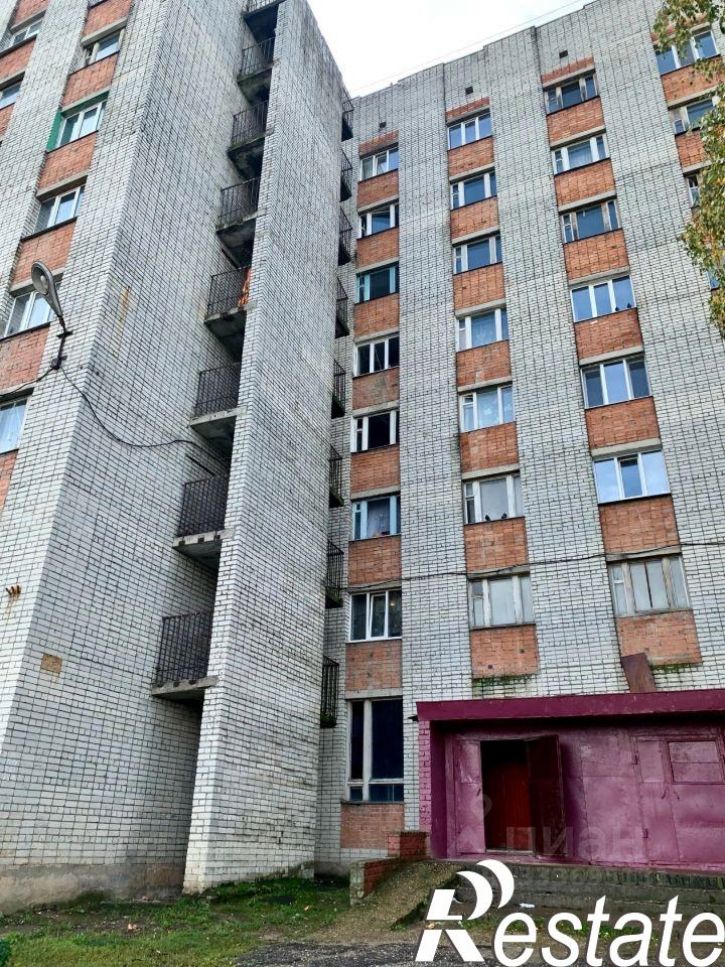 Комната 12-й микрорайон, 6А
