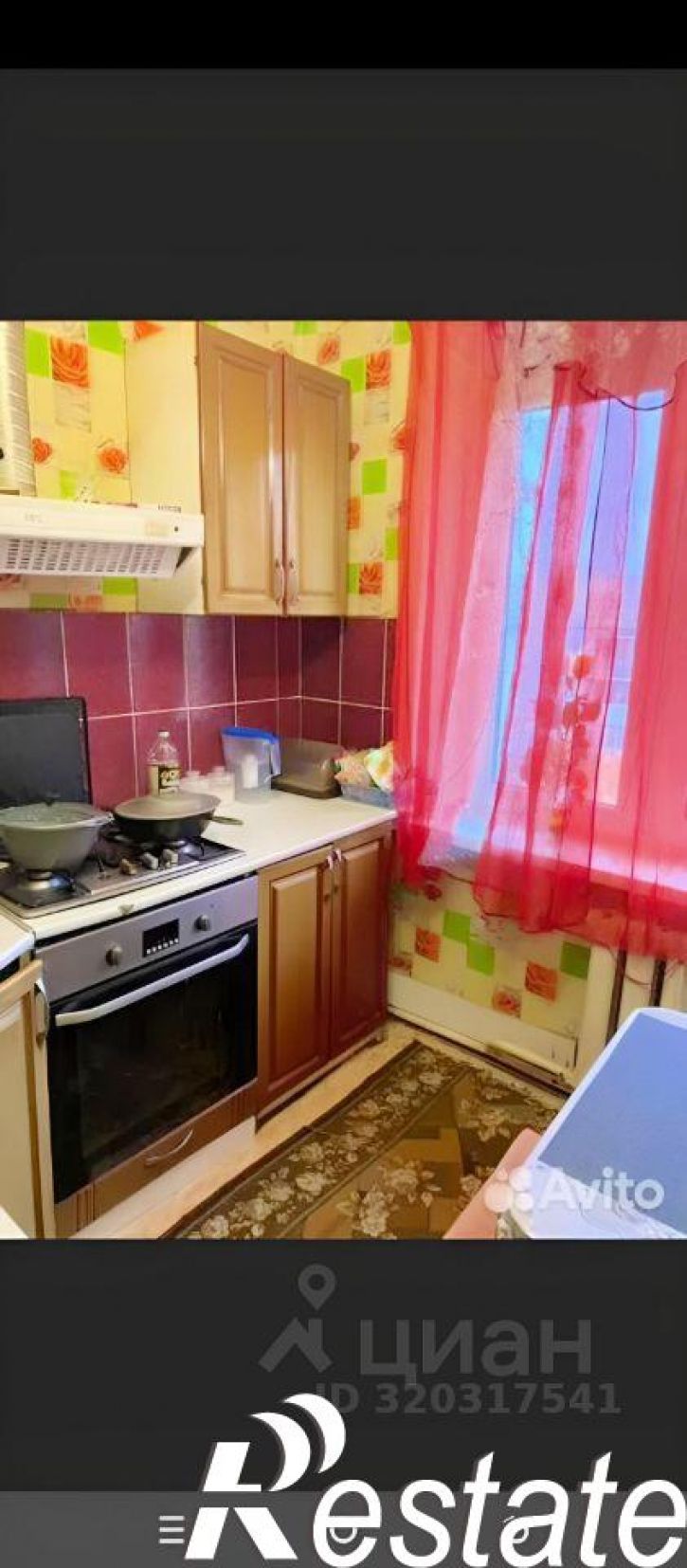 3-комн квартира 12-й микрорайон, 8